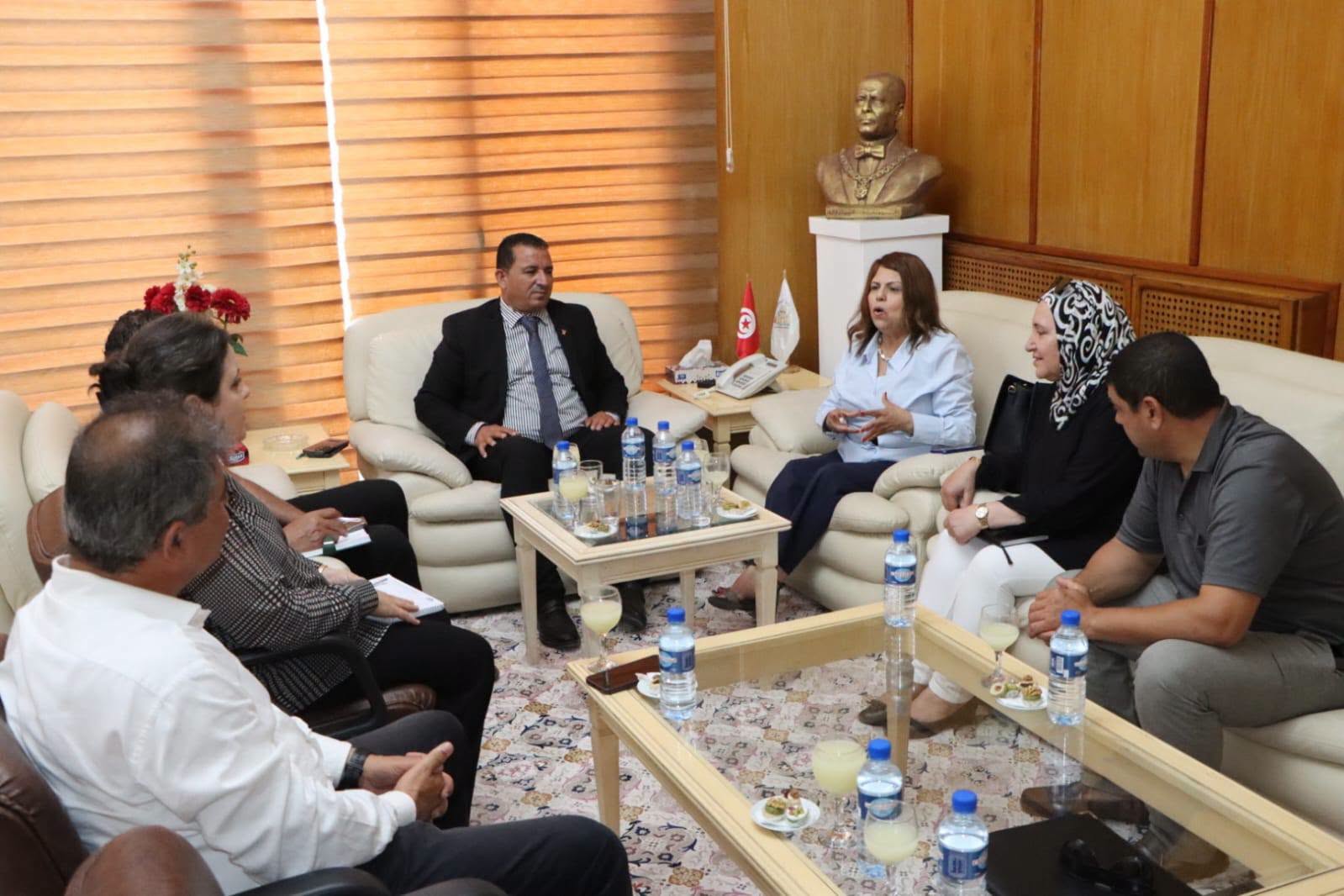المنستير: إقرار خطة نظافة مستدامة لقصر المرمر و قصر الرباط و المناطق الأثرية بالجهة.