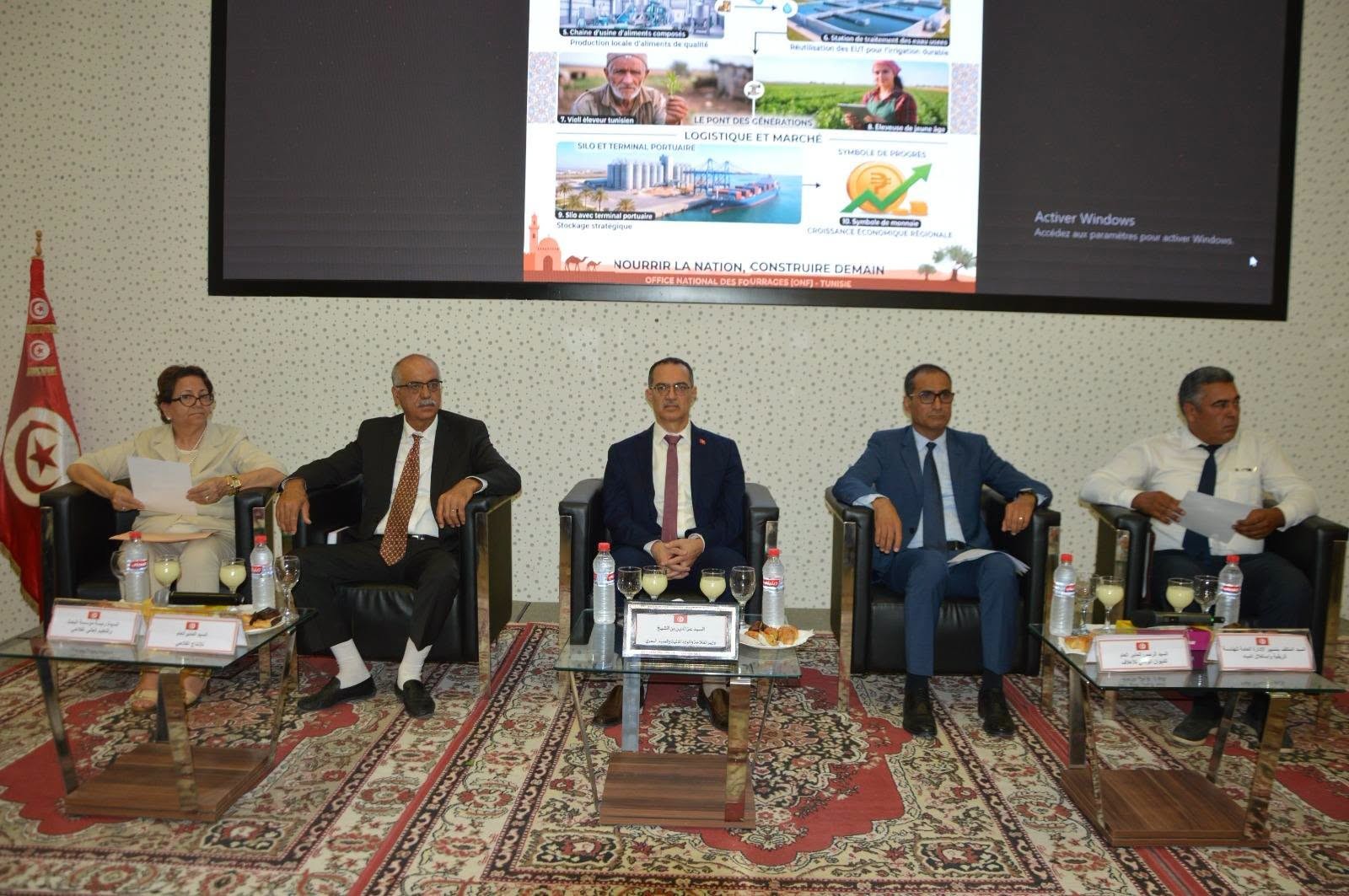 وزير الفلاحة : ضمان السيادة الفذائية الوطنية يفرض التوجه نحو استغلال الموارد المائية غير التقليدية وفي مقدمتها المياه المستعملة المعالجة