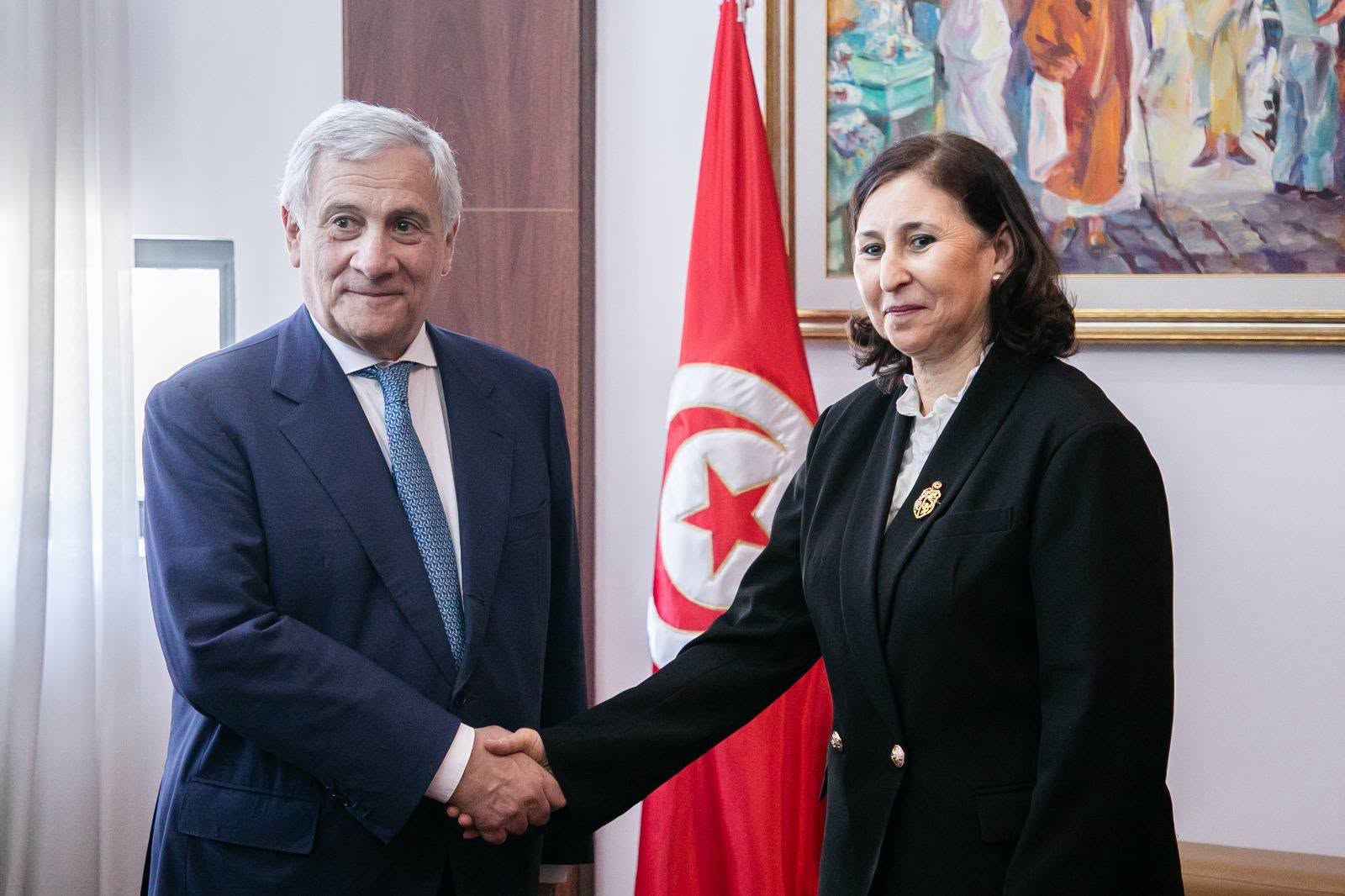 رئيسة الحكومة تلتقي نائب رئيس مجلس الوزراء ووزير الشؤون الخارجيّة والتعاون الدولي الإيطالي