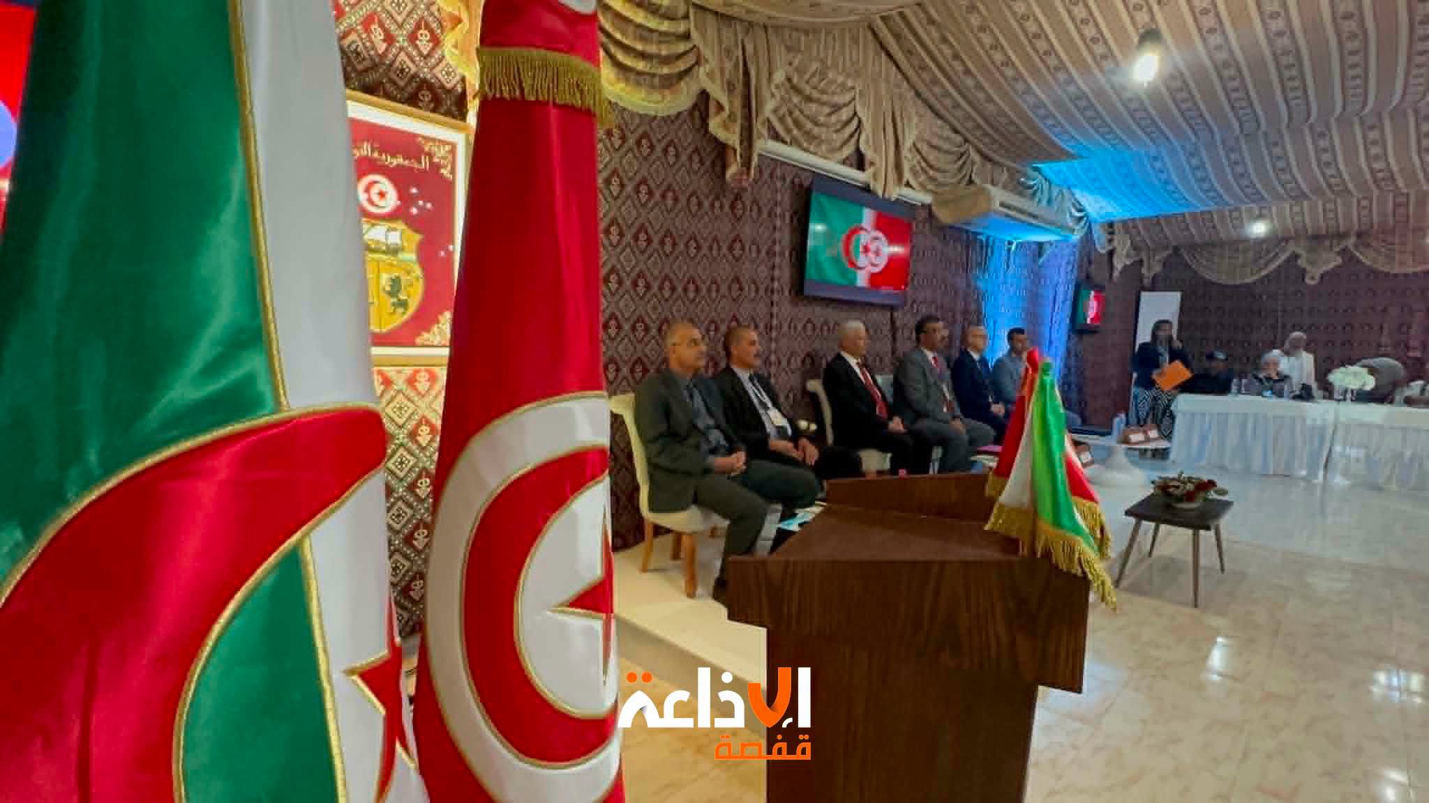 اليوم: اختتام أشغال المنتدى التونسي الجزائري حول الاستثمار والتجارة البينية بالموافقة على عدد من المشاريع