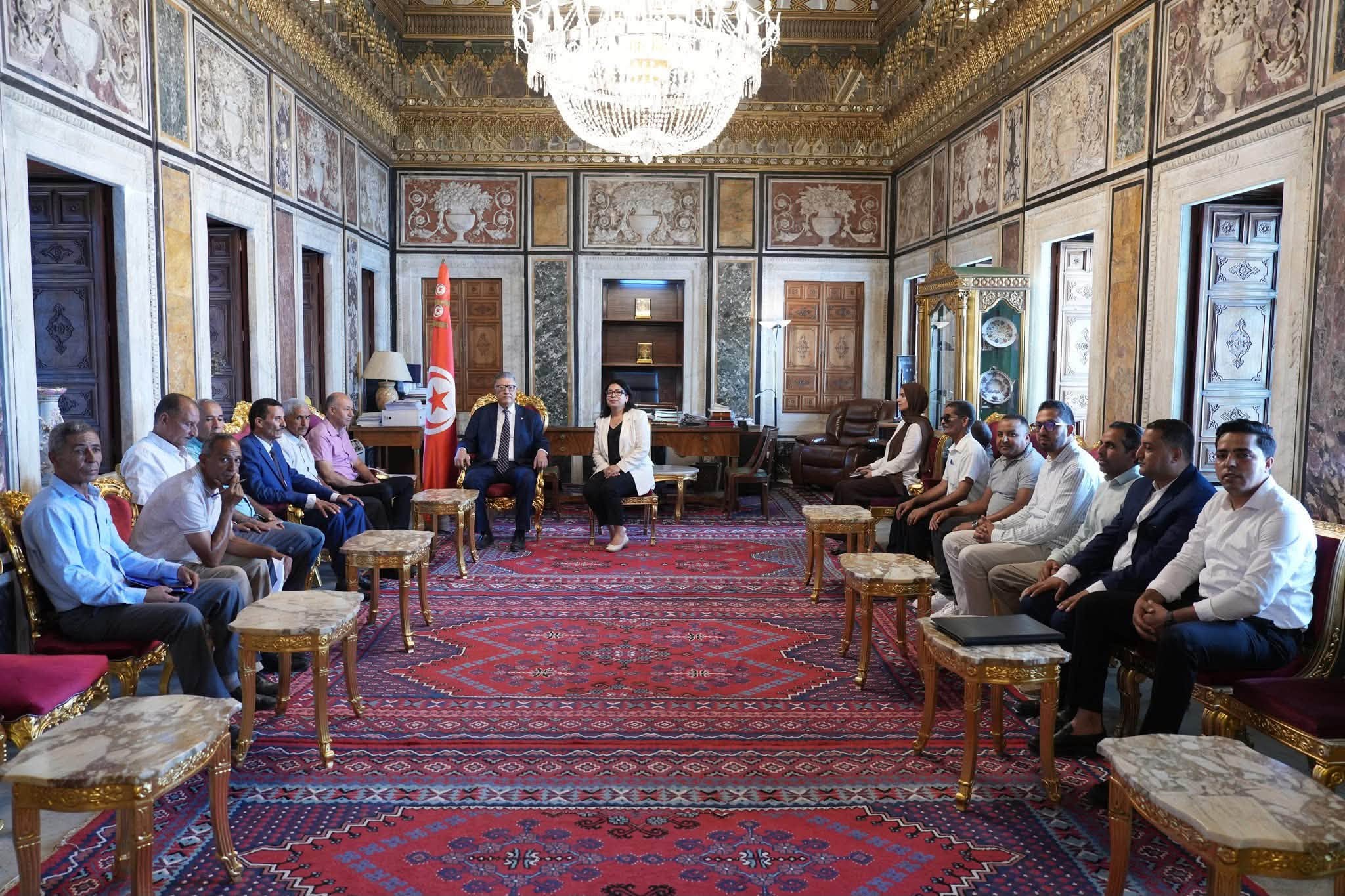 رئيس مجلس نواب الشعب يلتقي أعضاء المجالس المحليّة بسليانة الشماليّة وسليانة الجنوبيّة وبرقو.