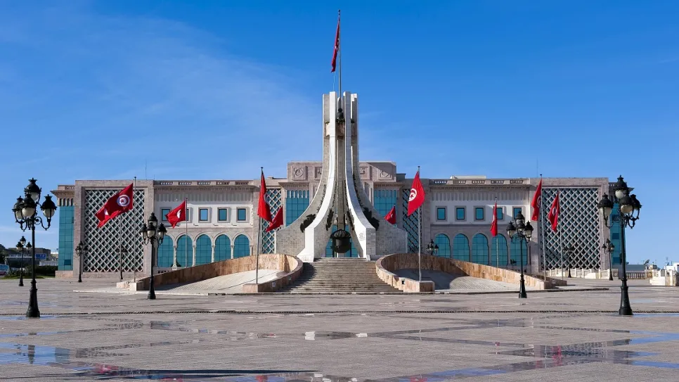 بلدية تونس: تسوية الإشكاليات العالقة بملف تقسيم حدائق المنزه 1 محور جلسة عمل