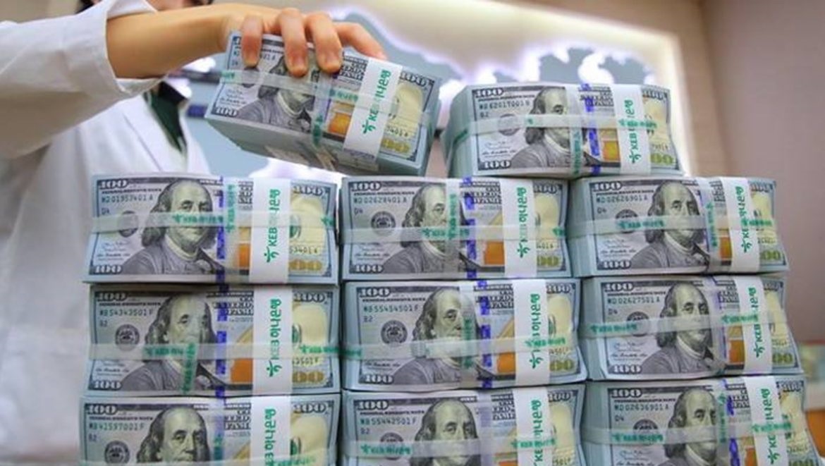مستشار حكومي: الأموال المنهوبة من العراق منذ 2003 تتجاوز ترليوني دولار