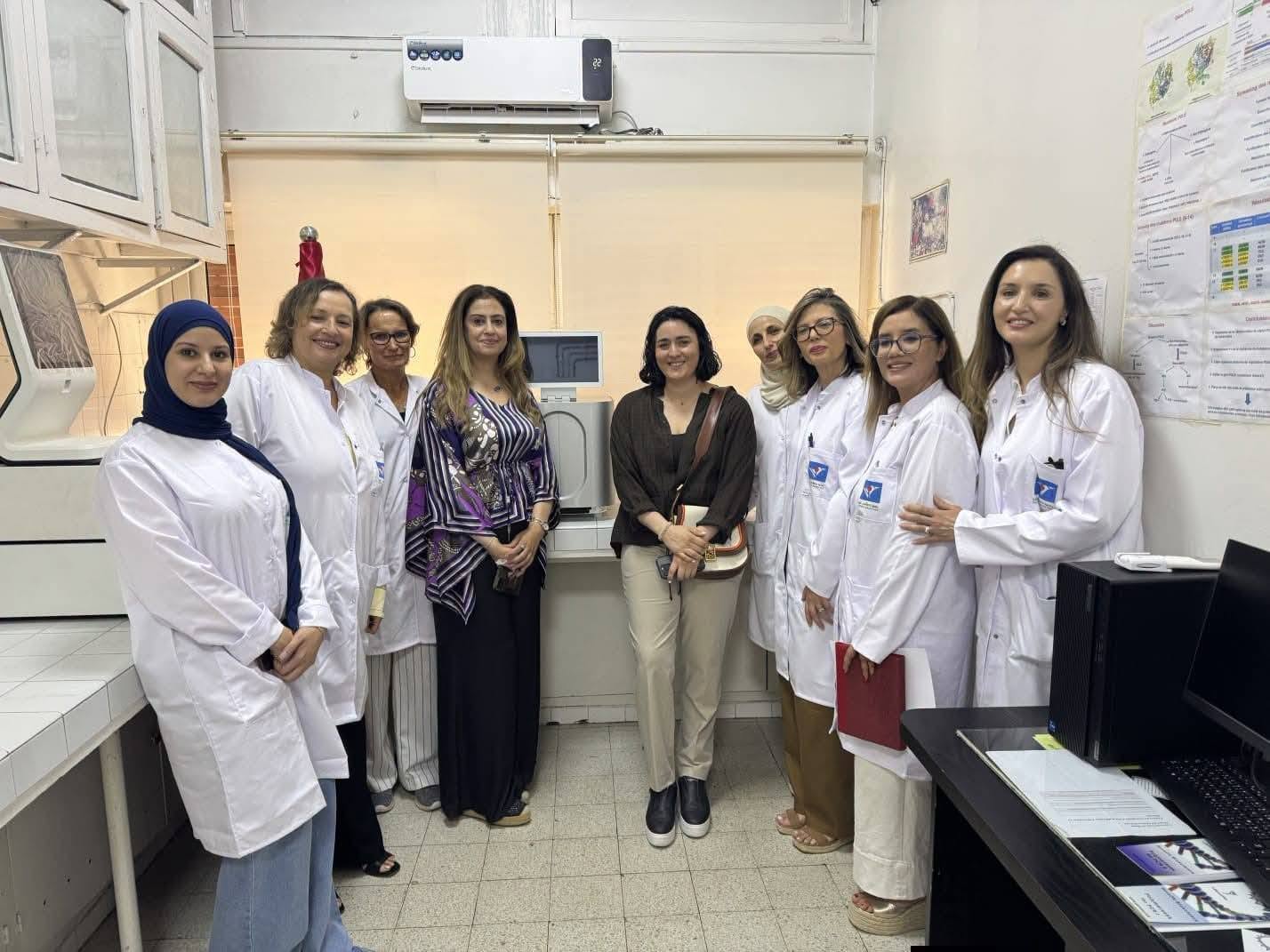 أنس جابر تتبرع بجهاز متطور للتسلسل الجيني لفائدة معهد صالح عزيز
