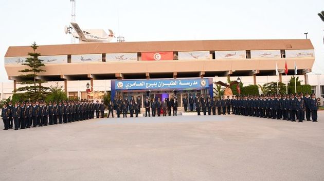 وزارة الدفاع تتفرد بالتكوين في الحركة الجوية .. وانتداب الناجحين مباشرة بديوان الطيران المدني