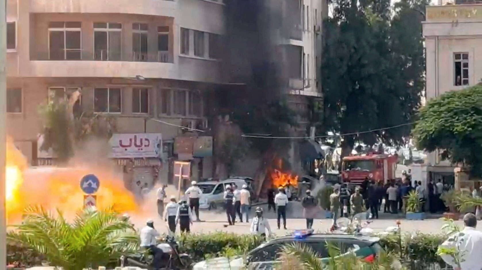 سوريا: إصابة 18 شخصا بجروح بينهم 4 عناصر شرطة جراء انفجارين في دمشق