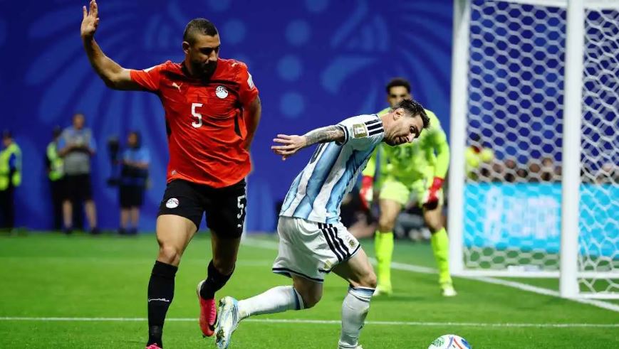الأرجنتين تُقصي مصر وتتأهل إلى ربع نهائي كأس العالم