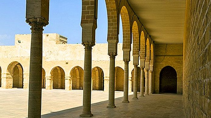 ندوة علمية عن "الجامع الكبير بالمهديّة ودوره في حفظ الهويّة والسّند التّونسي"