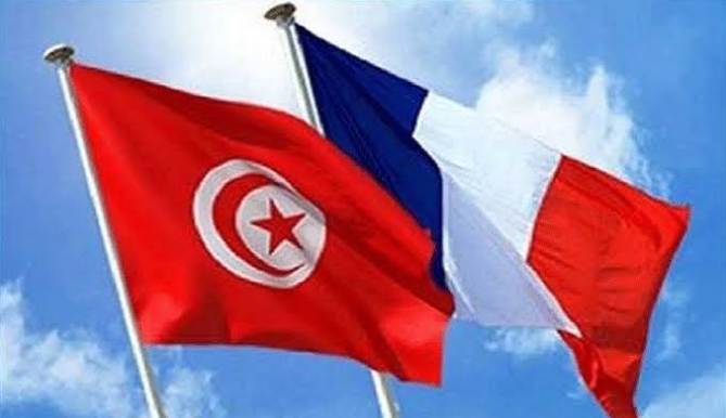 Coopération sécuritaire : entretien téléphonique entre les ministres de l’Intérieur tunisien et français
