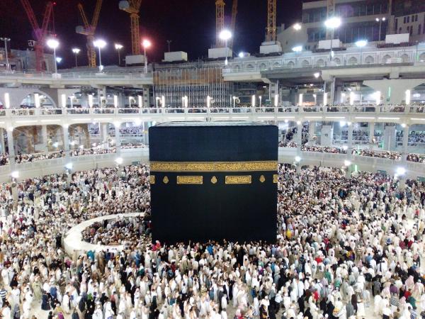 وزارة الشؤون الدينية تعلن عن افتتاح موسم العمرة