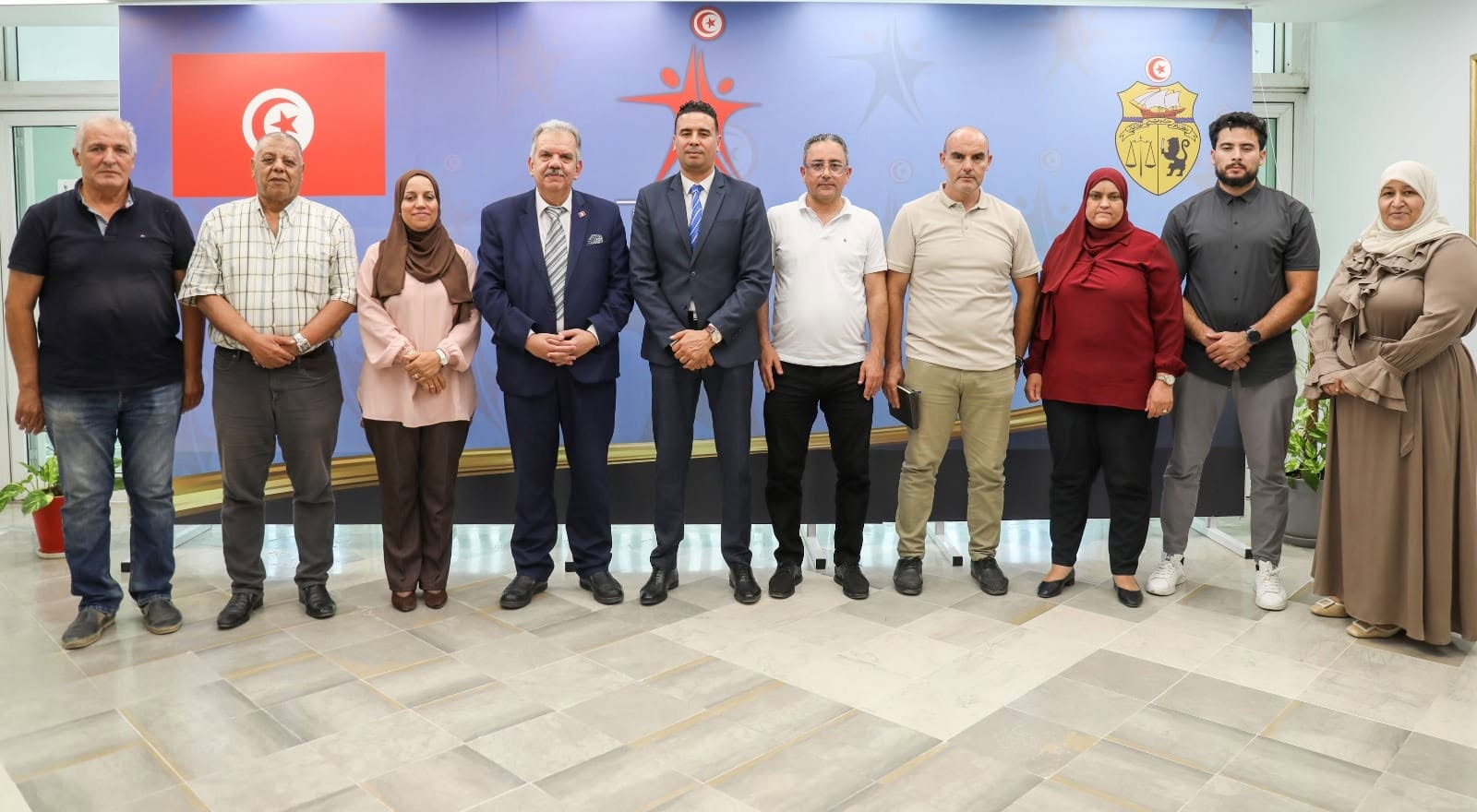 وزير الشباب والرياضة يجتمع بأعضاء المكتب الجامعي للجامعة التونسية للتايكوندو