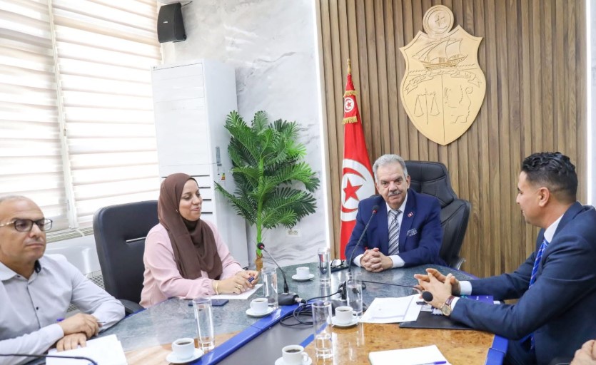 وزير الشباب والرياضة يجتمع بأعضاء المكتب الجامعي للجامعة التونسية للتايكواندو