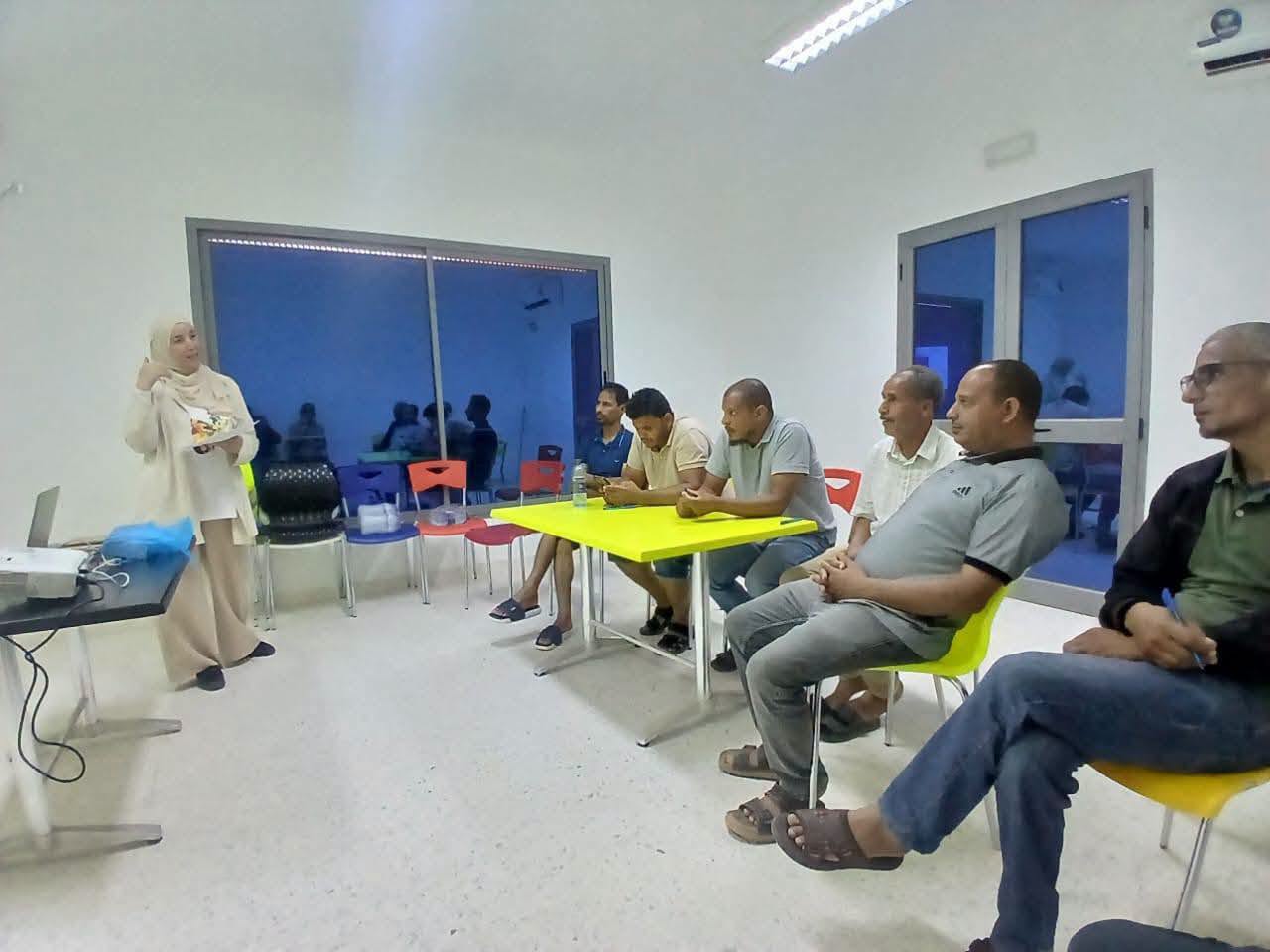 توزر: انطلاق دورات تكوينية لفائدة فلاحي حزوة وتمغزة ضمن مشروع التنمية الريفية المندمجة