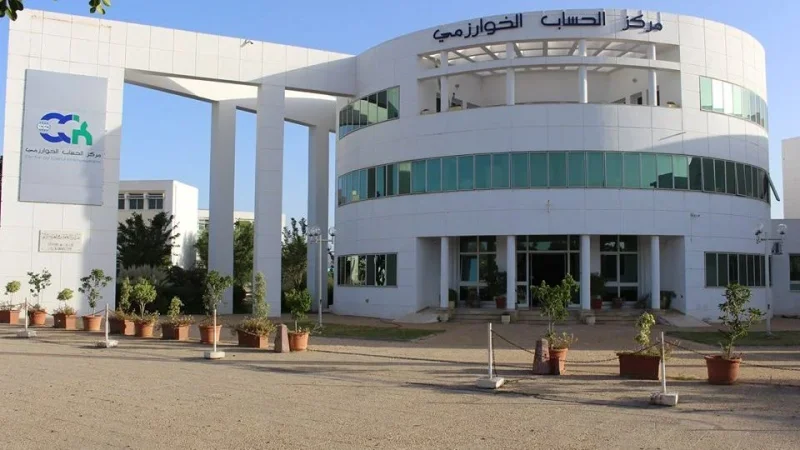 منوبة: وزير التعليم العالي يشرف على تسلم الحاسوب فائق الأداء من السفير الصيني ويعطي إشارة انطلاق مرحلته التجريبية بمركز الحساب الخوارزمي