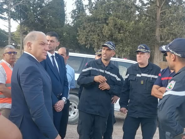 خلال زيارته إلى جبل تكرونة : كاتب الدولة المكلف بالأمن الوطني يدعو إلى الرفع من مستوى الجاهزية العملياتية وجعل سلامة المواطنين الأولوية القصوى