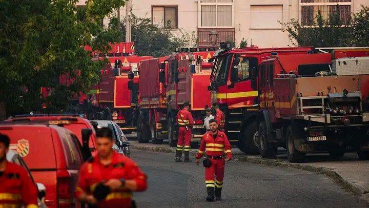 إسبانيا.. الحرائق تأتي على نحو 25 ألف هكتار في منطقتي مدريد وأفيلا