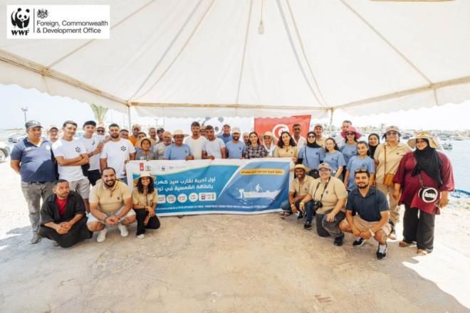 تدشين محطة شحن بالطاقة الشمسية وتجهيزات كهربائية لفائدة الصيد البحري التقليدي بأجيم ضمن مشروع بريطاني لدعم إزالة الكربون