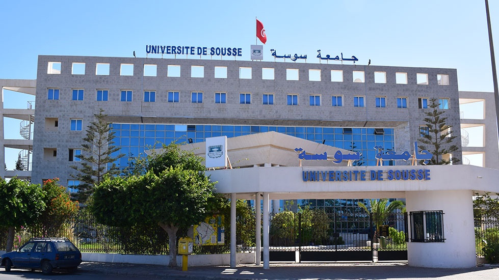 جامعة سوسة ومؤسسات التكوين المهني الجزائرية تبحثان تعزيز التعاون في الابتكار والذكاء الاصطناعي
