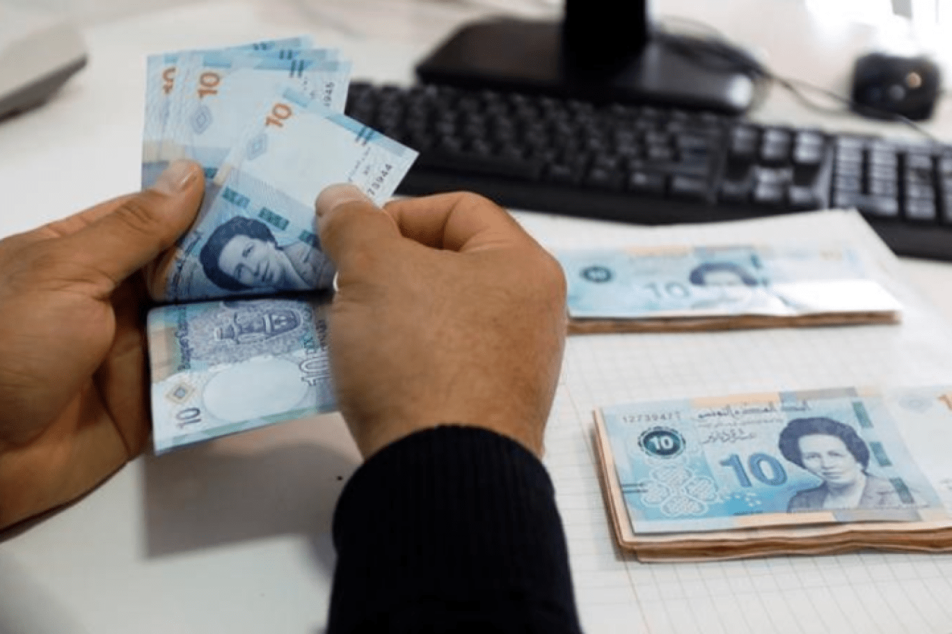 البنك المركزي التونسي يُبقي نسبة الفائدة المديرية دون تغيير عند 7 بالمائة