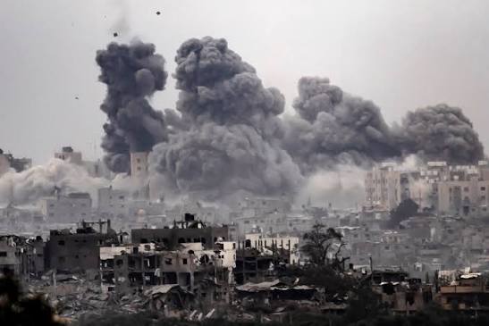 5 شهداء بينهم أطفال ونساء جراء قصف الاحتلال المتواصل على قطاع غزة