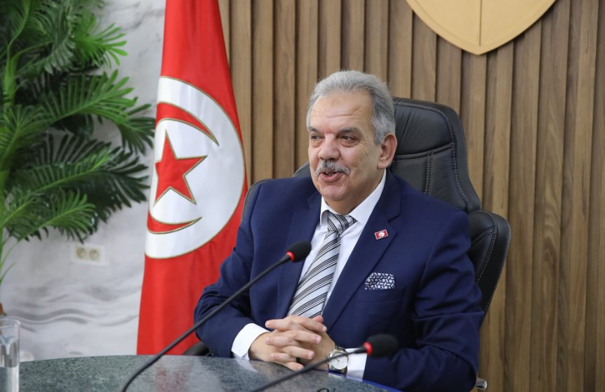 بمناسبة انطلاق بطولة الرابطة المحترفة الأولى: وزير الشباب و الرياضة يُشدد على مراجعة سلم العقوبات و اتخاذ قرارات صارمة للتصدي لظاهرة العنف في الملاعب