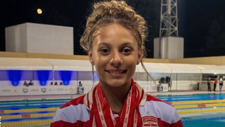 À 14 ans, neuf médailles pour Kamilia Maalaoui aux Championnats nationaux