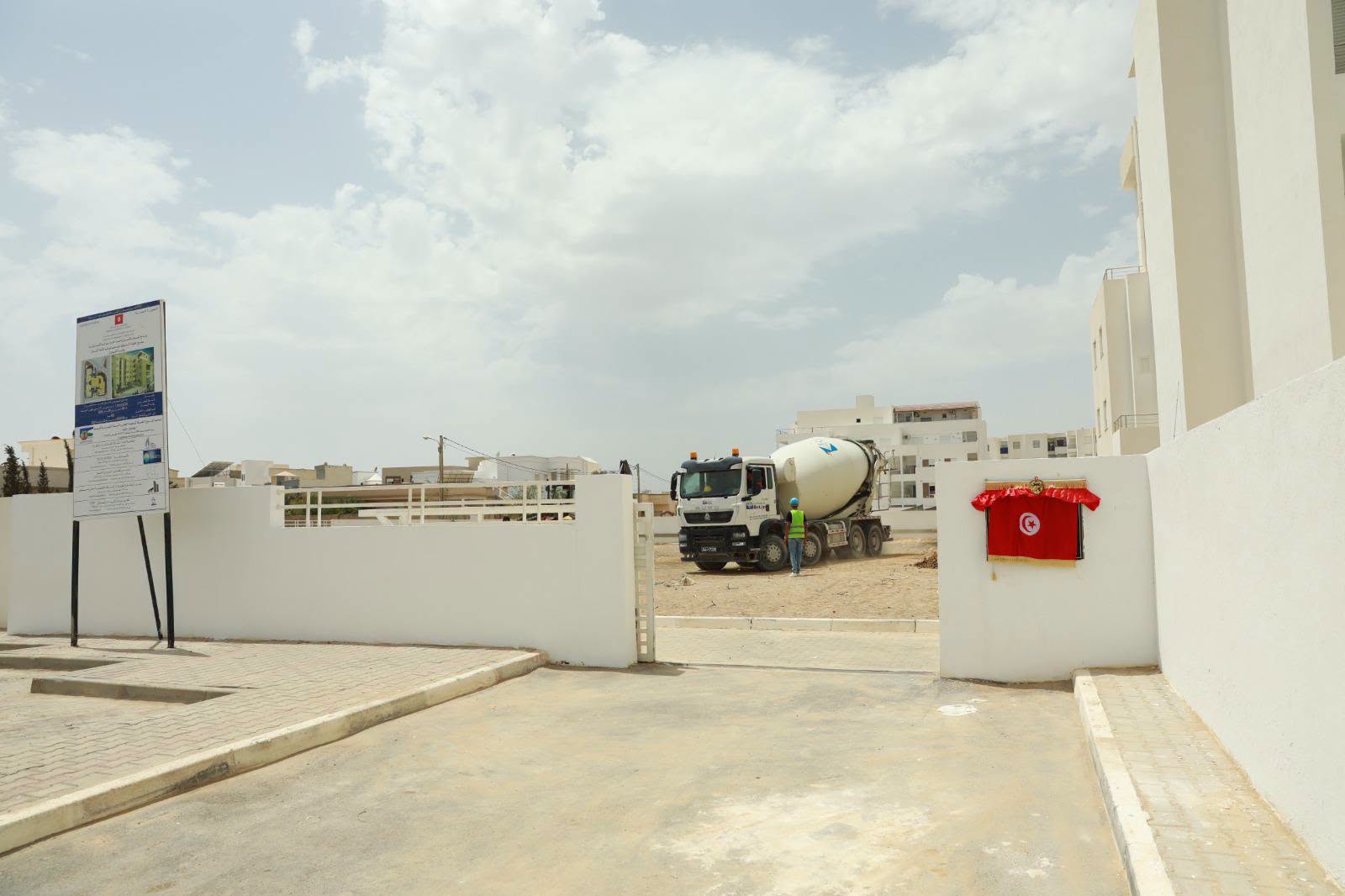 صفاقس: إعطاء إشارة انطلاق أشغال مشروع سكني لفائدة محدودي الدخل بساقية الزيت