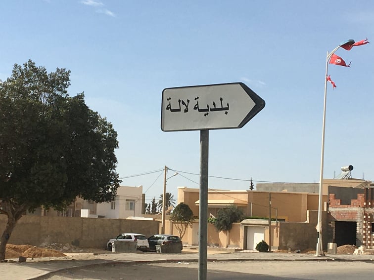 قفصة: والي الجهة يتابع مشاريع بلدية بالقصر ويعطي إشارة انطلاق بناء مقر بلدية لالة الجديد