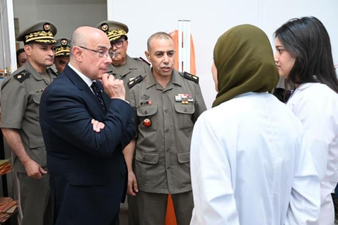 Santé militaire : le ministre de la Défense appelle à renforcer les capacités de l’hôpital militaire de Bizerte