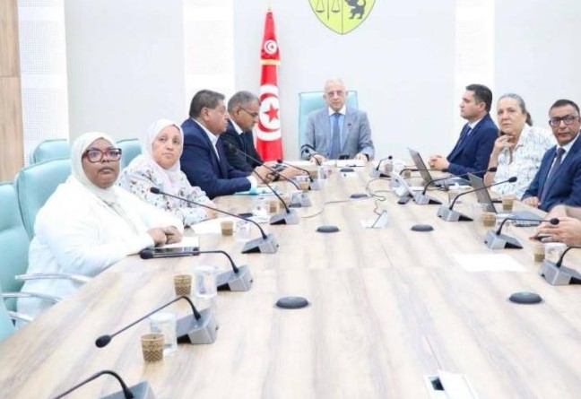 وزارة الصحة: العمل على اعداد كراس شروط وطني موحد في مجال شراءات الدعامات القلبية ومستلزمات قاعات القسطرة بالمستشفيات