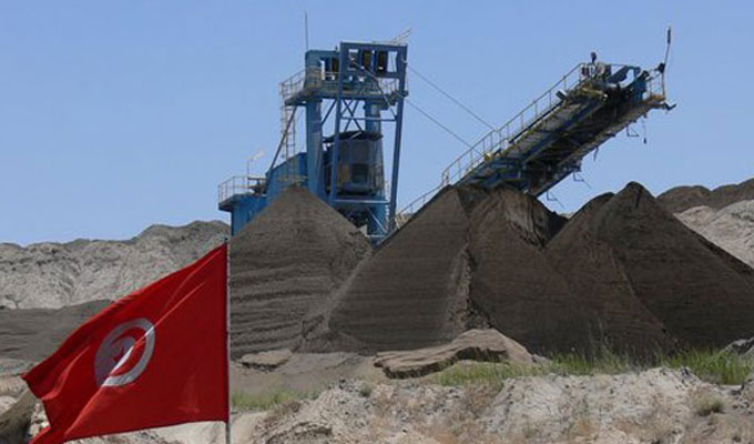 M’dhilla : des barrages sur la route des carrières de phosphate