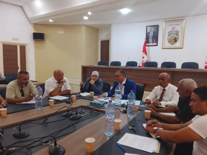 ولاية قابس:جلسة متابعة للمشاغل التنموية بمعتمدية قابس الجنوبية