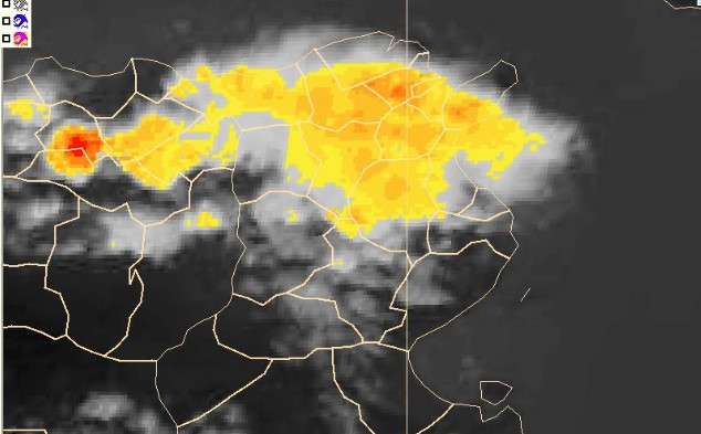 الليلة: الحرارة بين 22 و33 درجة وأمطار غزيرة ببعض الجهات