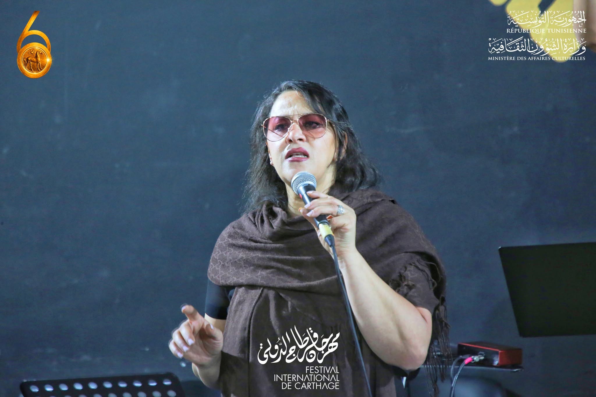 أمينة فاخت تعد جمهور قرطاج بعرض استثنائي يتضمن أغان جديدة ولوحات كوريغرافية