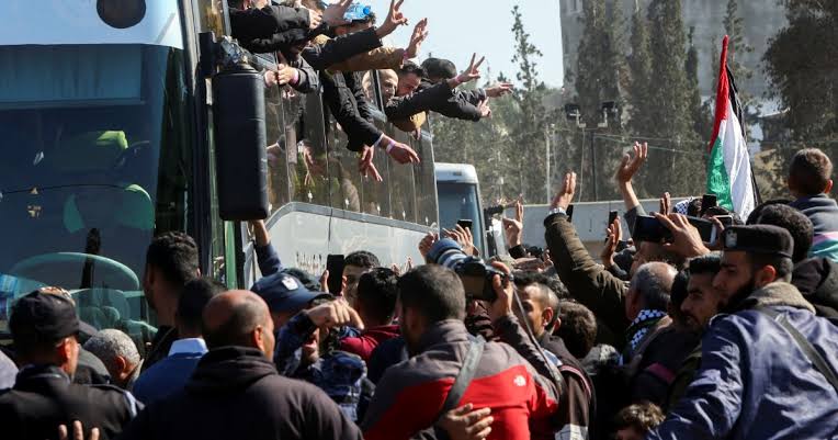الخارجية الفلسطينية توجه رسائل عاجلة بشأن أوضاع الأسرى وتطالب بتحقيقات مستقلة في حالات استشهادهم