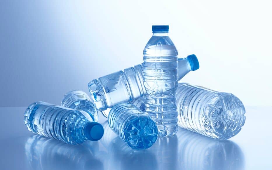 Le ministère du Commerce fixe les marges de bénéfice et les prix de vente de l’eau minérale
