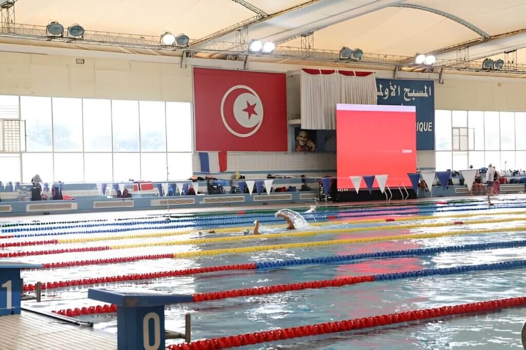 JORT: Publication d'un arrêté portant exécution du programme d'équipement des piscines publiques couvertes en chauffe-eau solaires collectifs