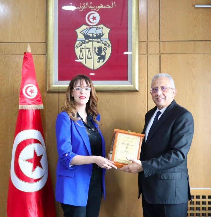 وزير الصحة يستقبل الطبيبة التونسية أسمهان السويسي المتحصلة على جائزة أطباء الجلد الشباب للانجاز الدولي لسنة 2027