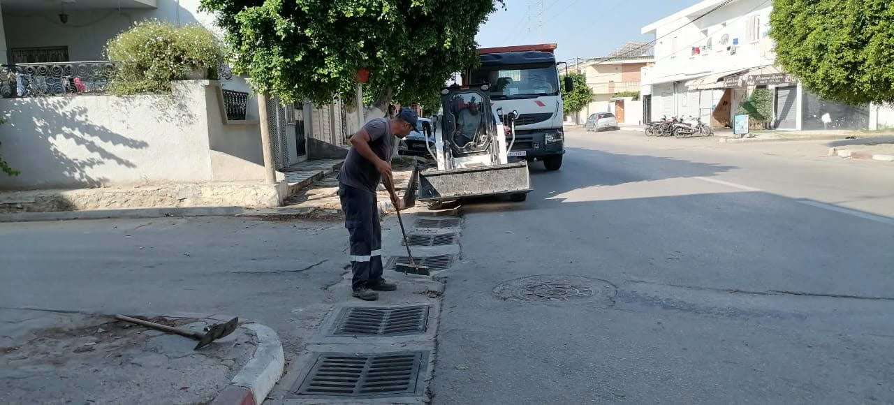 نهاية هذا الاسبوع بلدية المنستير تنطلق في جهر شبكات التطهير ومجاري المياه وتنظيفها