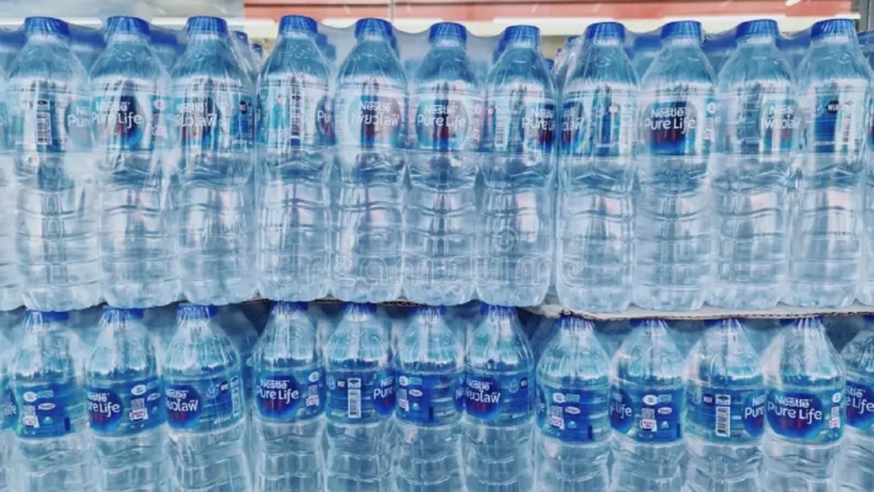 المنستير: مداهمة معصرة زيتون بسيدي عامر وحجز كميات من المياه المعدنية المعلبة