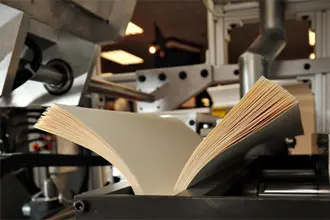وزارة التربية: تقدم إنجاز طباعة الكتاب المدرسي وتوزيعه استعدادا للسنة الدراسية الجديدة
