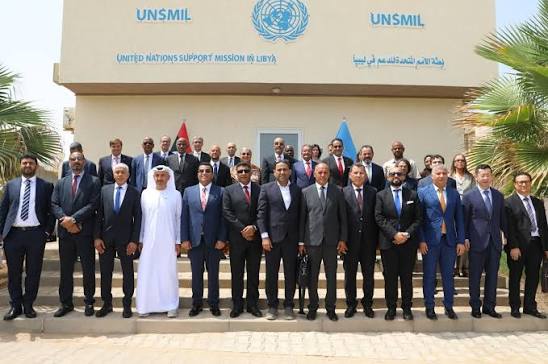 ليبيا: توقيع اتفاق بين الأطراف المشاركة في الاجتماع المصغر لجنة 4+4 بشأن تهيئة الظروف لإجراء انتخابات رئاسية وتشريعية