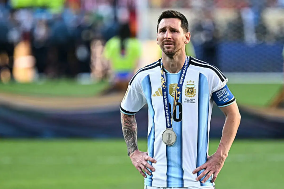ميسي يعلن اعتزال اللعب مع منتخب الأرجنتين