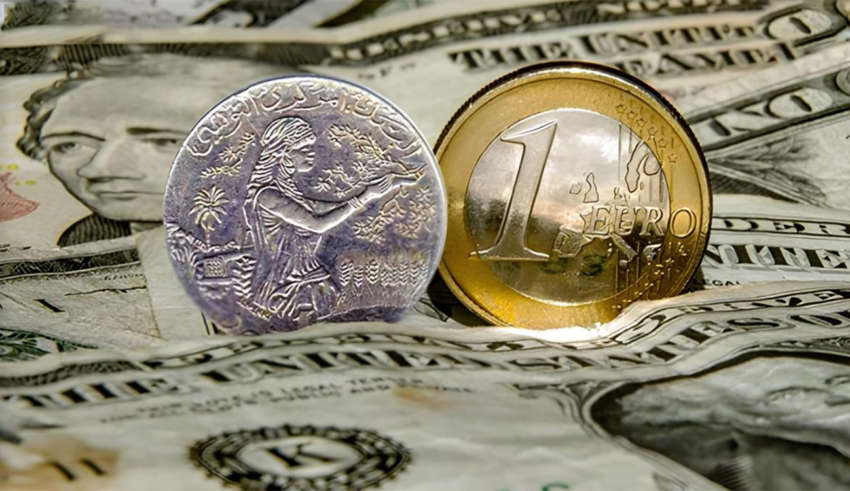 الدّينار التّونسي يستقرّ نسبيّا أمام الأورو ويتراجع أمام الدّولار خلال السداسي الأول من 2026