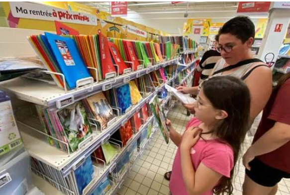 Rentrée scolaire et universitaire : les familles tunisiennes au cœur des préparatifs