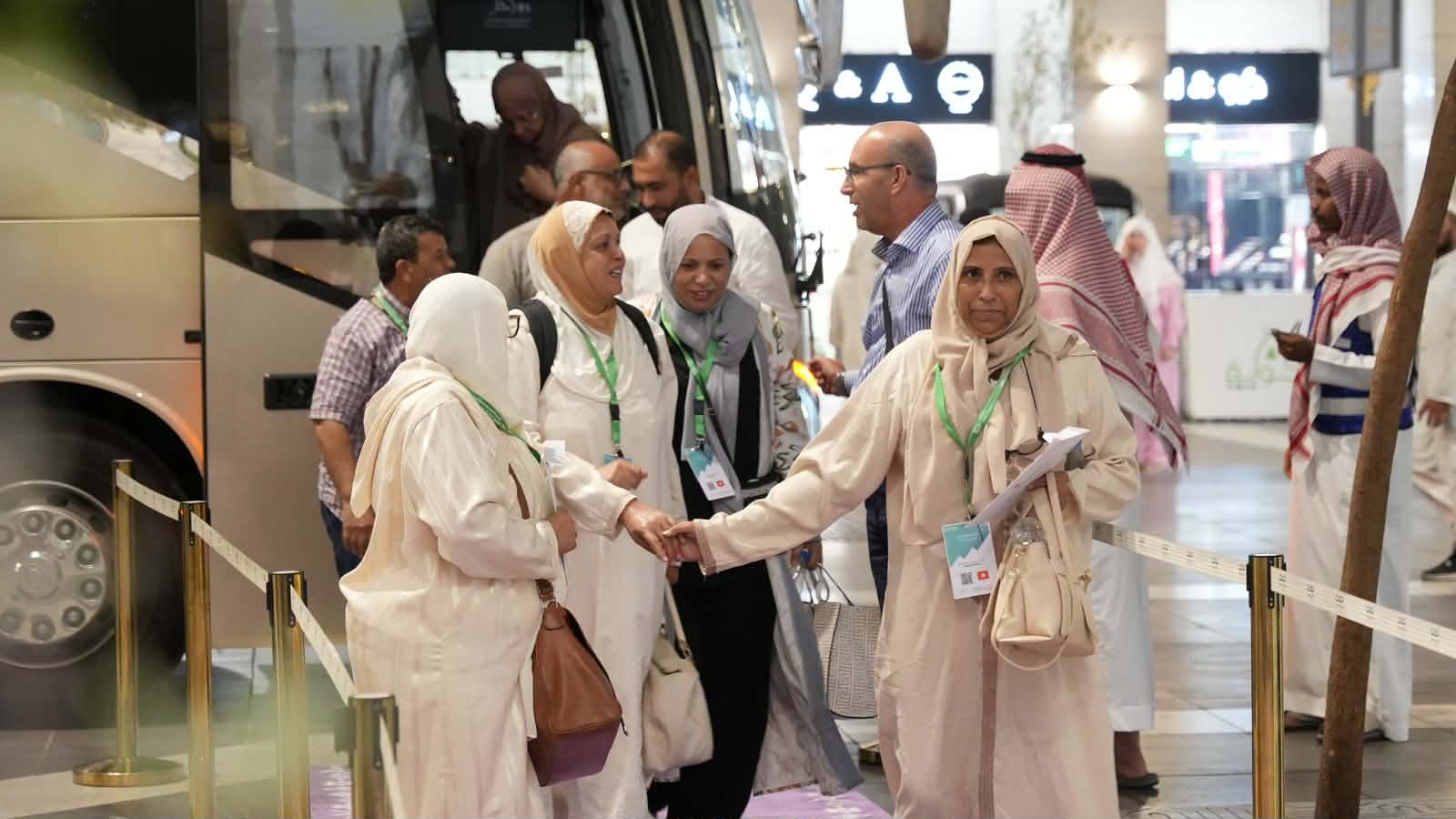 وزارة الشؤون الإسلامية السعودية تستقبل معتمريين تونسيين ضمن برنامج خادم الحرمين الشريفين للعمرة