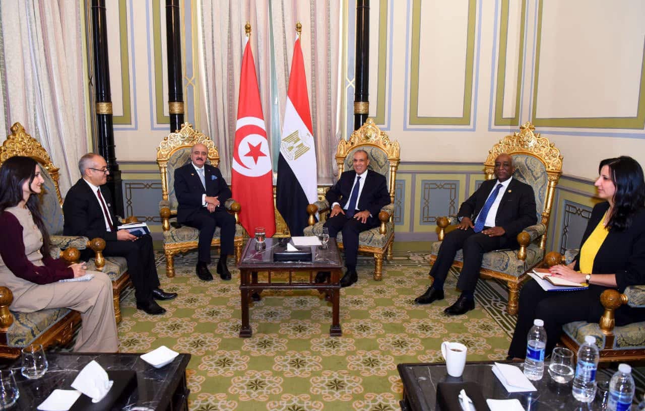 في لقاء وزير الخارجية بنظيره المصري..حرص على الترفيع في نسق المبادلات التجارية بين البلدين واستكشاف فرص الاستثمار المشتركة