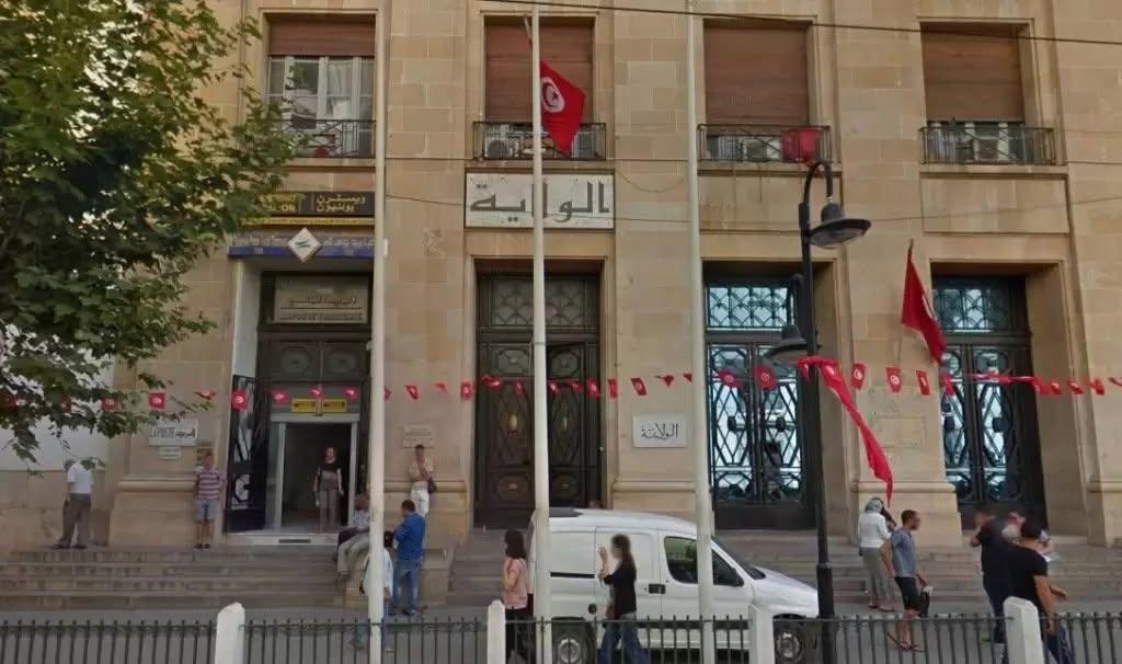 ولاية تونس: فرق استمرار على مدار 24 ساعة وإبقاء اللجنة الجهوية واللجان المحلية لتفادي الكوارث بحالة انعقاد دائم