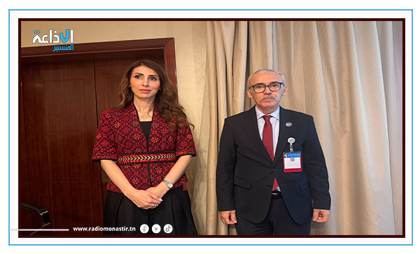 الدورة (52) لمؤتمر العمل العربي بالقاهرة: وزير الشؤون الاجتماعية يلتقي وزيرة العمل بدولة فلسطين.