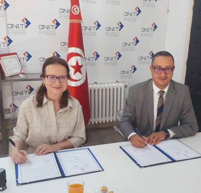 ابرام اتفاقية شراكة بين الوكالة الوطنية للتشغيل والجامعة التونسية للنزل لتعزيز مجالات التكوين ودعم التشغيلية